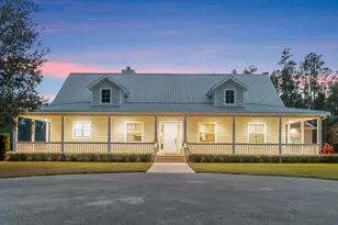 110 Creekside Dr, Bunnell, FL 32110 - Photo 1