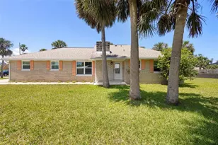 2413 S Flagler Ave, Flagler Beach, FL 32136 - Photo 1
