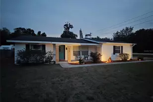 2204 Poinsettia Ln, Deland, FL 32724 - Photo 1