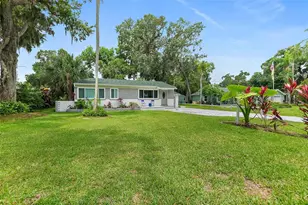 812 Faulkner St, New Smyrna Beach, FL 32168 - Photo 1