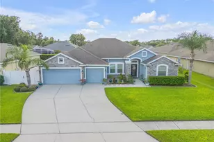 710 Grape Ivy Ln, New Smyrna Beach, FL 32168 - Photo 1