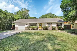 908 Massachusetts Ave, Deland, FL 32724 - Photo 1