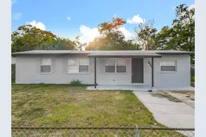 820 Berkshire Road, Daytona Beach, FL 32117 - Photo 1