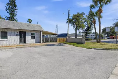 903 W Millard Court, Daytona Beach, FL 32117 - Photo 1