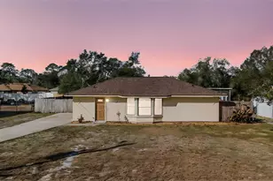 1450 2nd Ave, Deland, FL 32724 - Photo 1