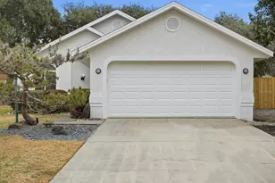 4607 Saxon Dr, New Smyrna Beach, FL 32169 - Photo 1