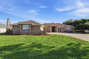 390 Glen Abbey Ln, Debary, FL 32713 - Photo 1