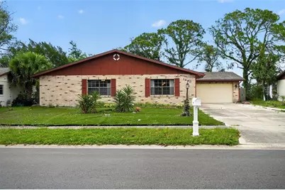 1660 E Shangri La Drive, Daytona Beach, FL 32119 - Photo 1