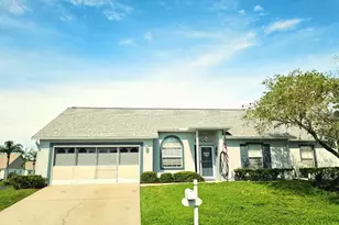 4201 Avanti Cir, New Port Richey, FL 34655 - Photo 1