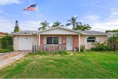 3215 Roxbury Drive, Holiday, FL 34691 - Photo 1