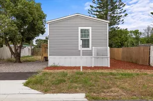 4304 Buena Vista Ln, Holiday, FL 34691 - Photo 1