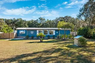 8433 S Cove Point, Floral City, FL 34436 - Photo 1