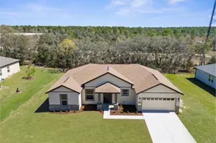 34 Lupine St, Homosassa, FL 34446 - Photo 1