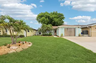 4942 Blue Heron Dr, New Port Richey, FL 34652 - Photo 1