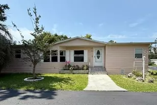 18062 Carrolwood Dr, Brooksville, FL 34604 - Photo 1