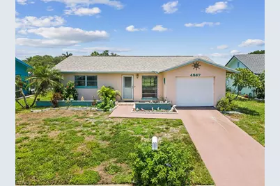 4567 Great Lakes Drive S, Clearwater, FL 33762 - Photo 1