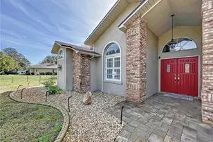 10060 Chip Ln, New Port Richey, FL 34654 - Photo 1