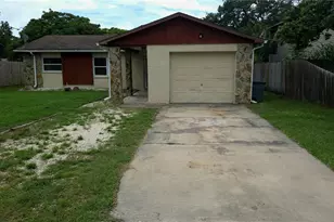 15915 Sea Pines Dr, Hudson, FL 34667 - Photo 1