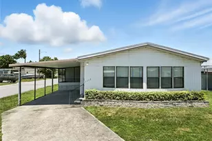 1117 50th Ave W, Bradenton, FL 34207 - Photo 1