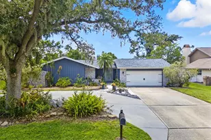 5316 Dominica Cir, Sarasota, FL 34233 - Photo 1