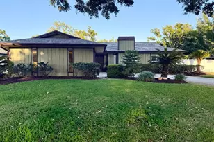 2583 Burntfork Dr, Clearwater, FL 33761 - Photo 1