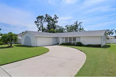 8906 124th Street N, Seminole, FL 33772 - Photo 1