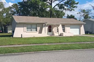 13104 Serpentine Dr, Hudson, FL 34667 - Photo 1