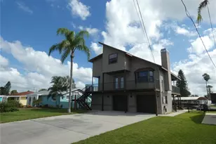 13422 Susan Dr, Hudson, FL 34667 - Photo 1