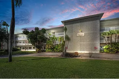 5155 9th Avenue N #104, Saint Petersburg, FL 33710 - Photo 1