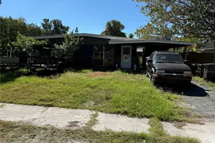 7340 Royal Palm Dr, New Port Richey, FL 34652 - Photo 1