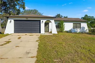 2304 Hawthorne Rd, Spring Hill, FL 34609 - Photo 1