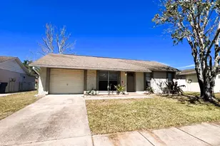 7847 Putnam Cir, New Port Richey, FL 34655 - Photo 1