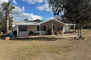 8104 Ridge Rd, Weeki Wachee, FL 34613 - Photo 1
