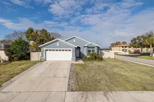 6823 Crossbow Ln, New Port Richey, FL 34653 - Photo 1