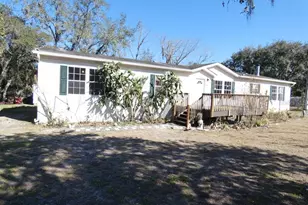 10042 Gilmer St, New Port Richey, FL 34654 - Photo 1