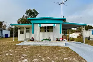 5713 Sunshine Park Dr, New Port Richey, FL 34652 - Photo 1