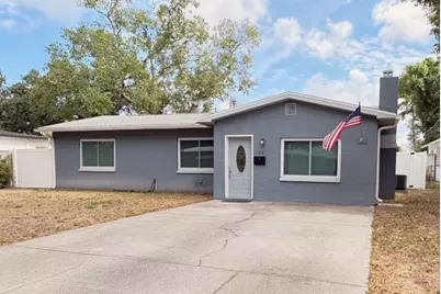 1312 57th Avenue N, Saint Petersburg, FL 33703 - Photo 1