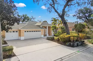 958 Ridgewood Terrace, Tarpon Springs, FL 34689 - Photo 1
