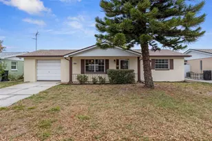 7231 Oak Crest Dr, Port Richey, FL 34668 - Photo 1