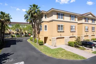 5621 Blackfin Dr, New Port Richey, FL 34652 - Photo 1