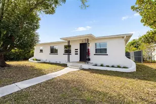 2844 30th Ave N, Saint Petersburg, FL 33713 - Photo 1