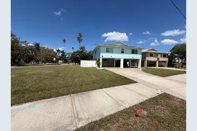 3500 Overlook Drive NE, Saint Petersburg, FL 33703 - Photo 1