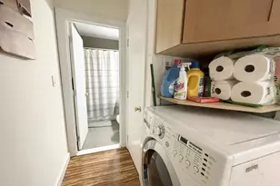 386 E 8th St, Boston, MA 02127 - Photo 4