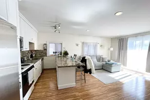 386 E 8th St, Boston, MA 02127 - Photo 1