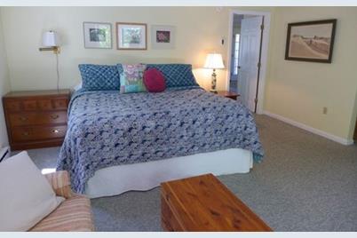 20 Katama Bay Rd  Ed350, Edgartown, MA 02539 - Photo 16