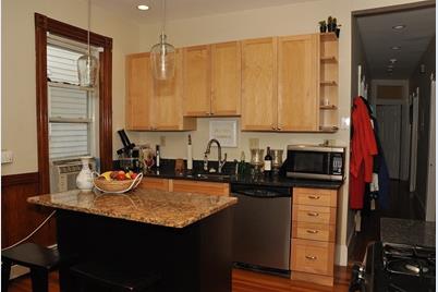 221 L St #2 - Photo 1