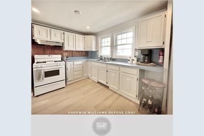 716 Ocean St - Photo 1