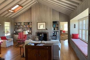 33 Menemsha Inn Rd Ch223 3, Chilmark, MA 02535 - Photo 4