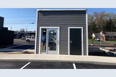 230 Southampton Road, Westfield, MA 01085 - Photo 2