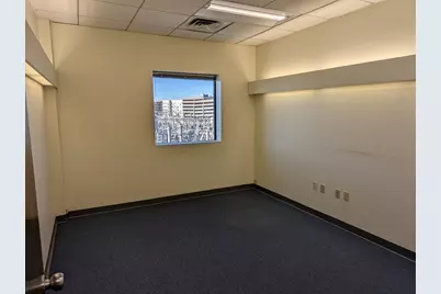 185 Alewife Brook Pkwy #402, Cambridge, MA 02138 - Photo 4